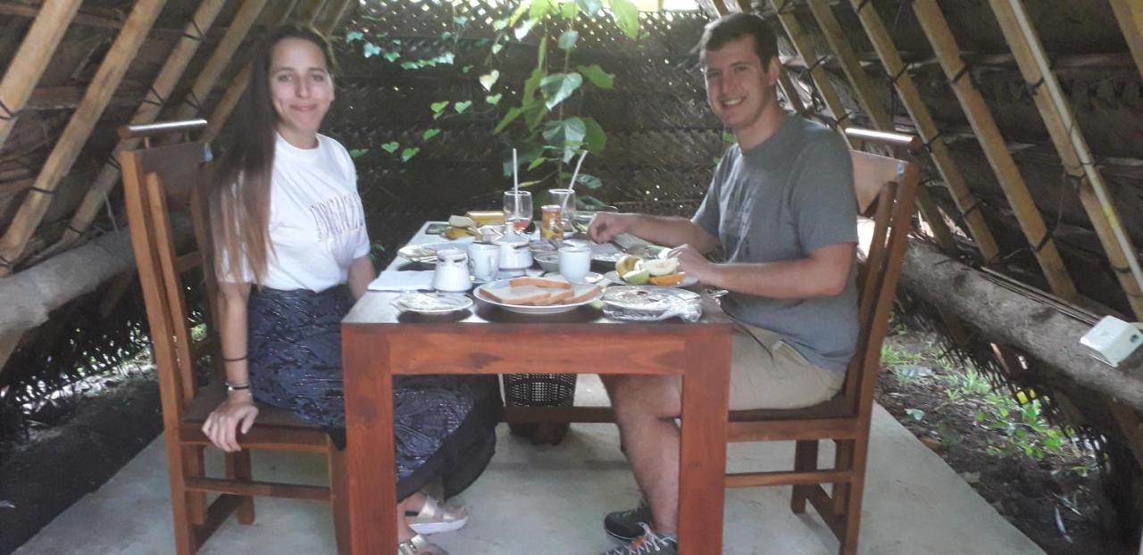 Yaluwa Tourist Rest & Cooking Class アヌラーダプラ エクステリア 写真